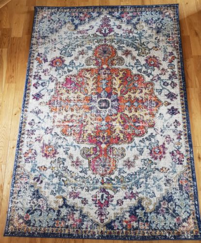 Antique style rug 120cm x 170cm £25