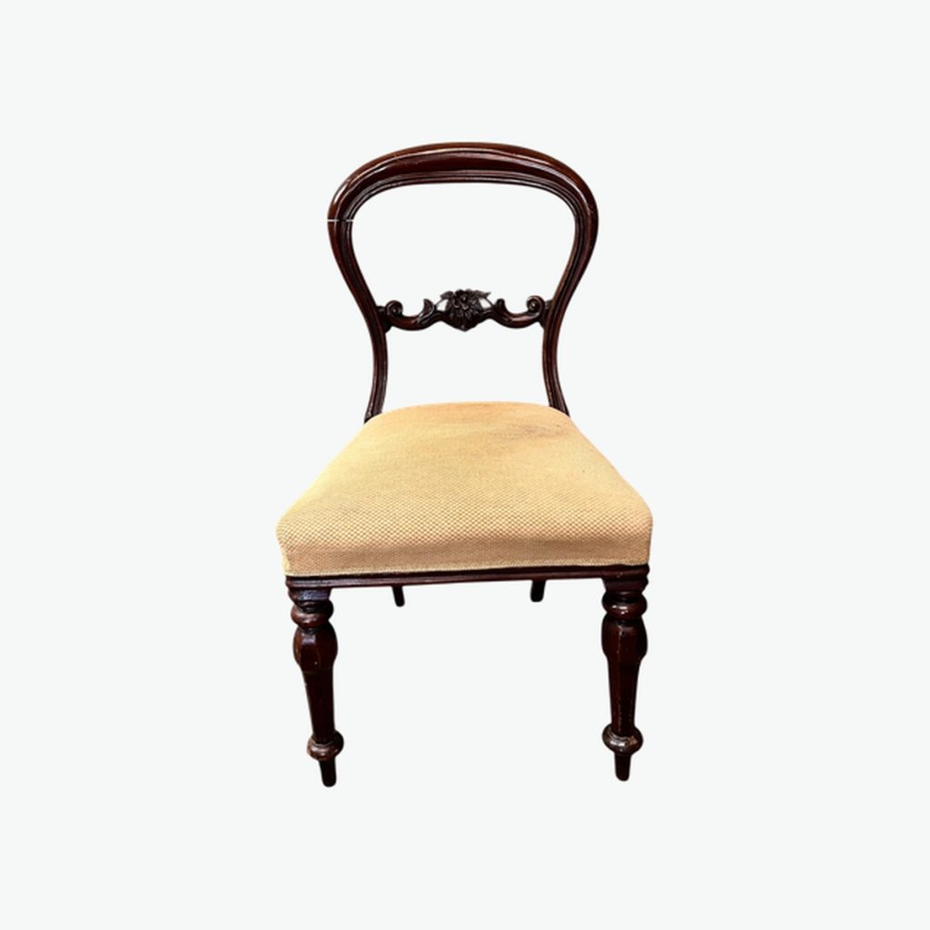 Antique Cream Balloon Chair