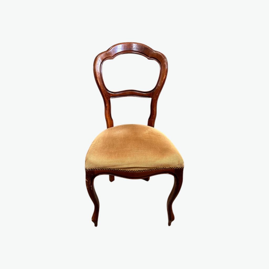 Balloon Back Velvet Chair