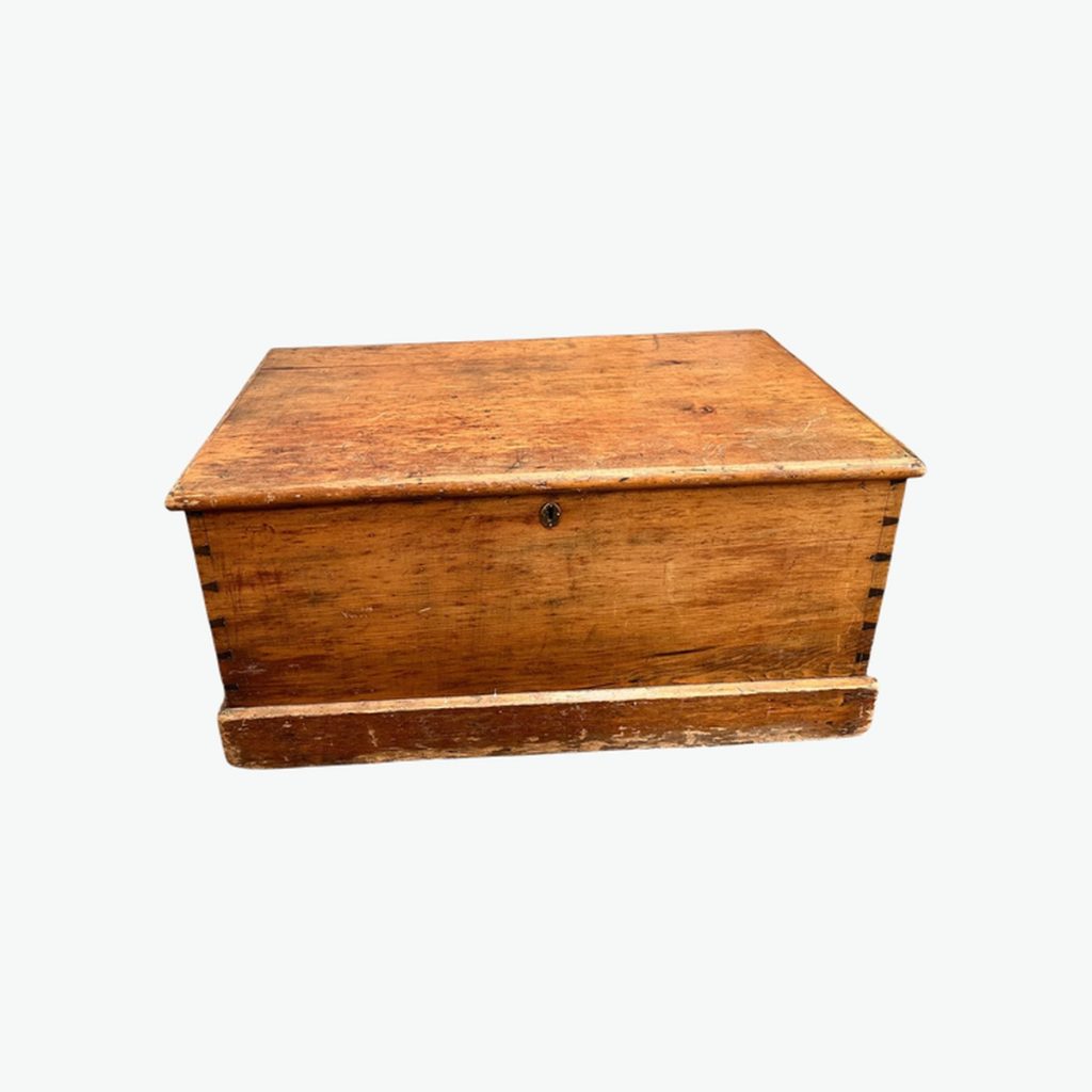 Wooden Kist Coffee Table 1