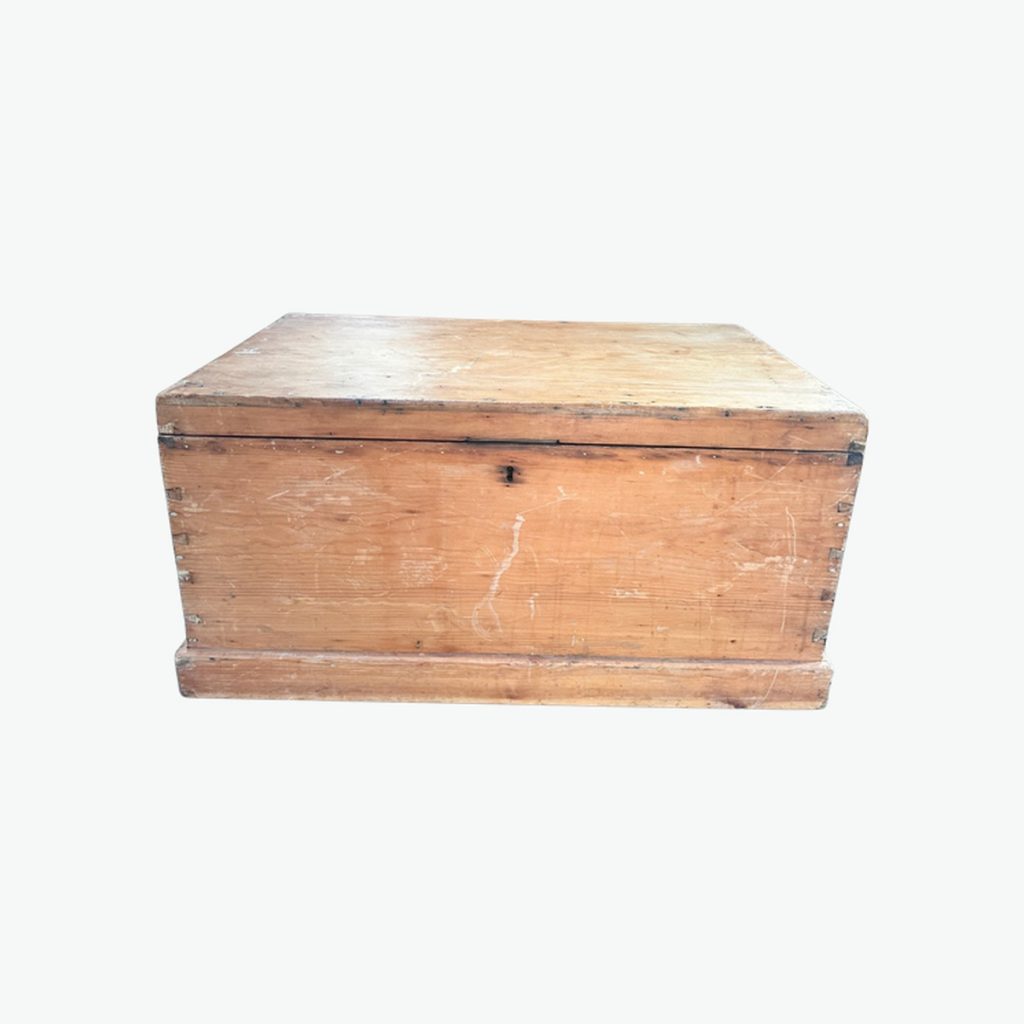 Wooden Kist Coffee Table 2